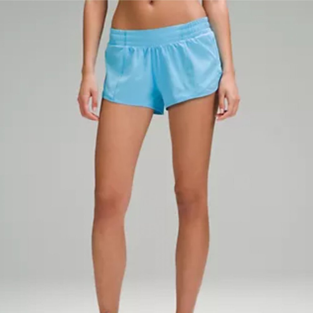 NWT Lululemon Hotty Hot Low-Rise Lined Short 2.5" Kayak Blue Light Size 6